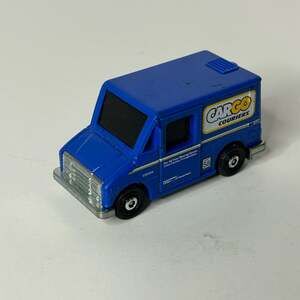 Matchbox MBX Service Truck Cargo Couriers Step Van Blue Diecast